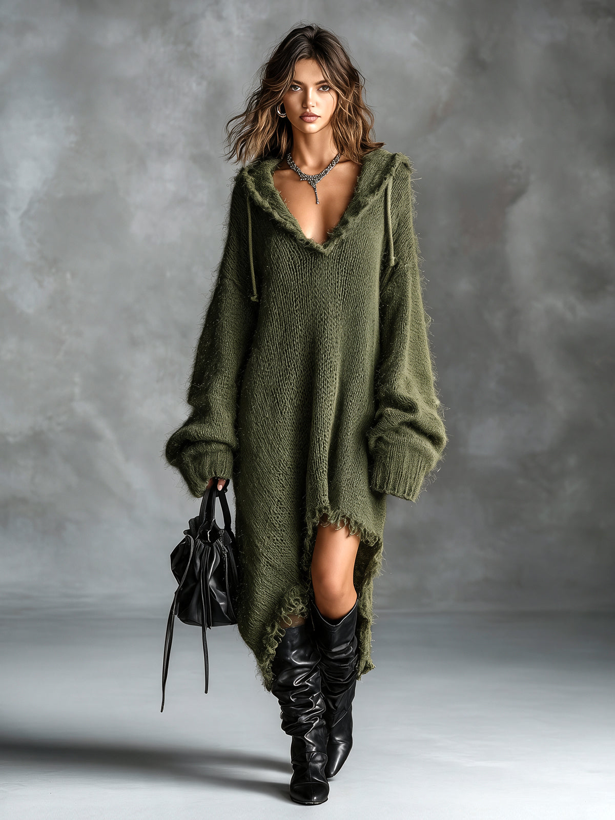 ALDARA | Vestido Midi de Punto Afelpado con Capucha