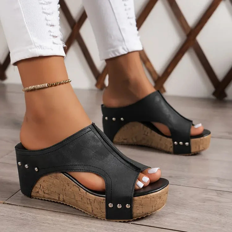 Melissa |  Sandalias de cuña cómoda
