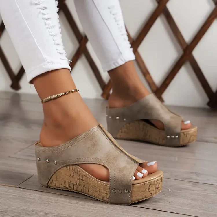 Melissa |  Sandalias de cuña cómoda