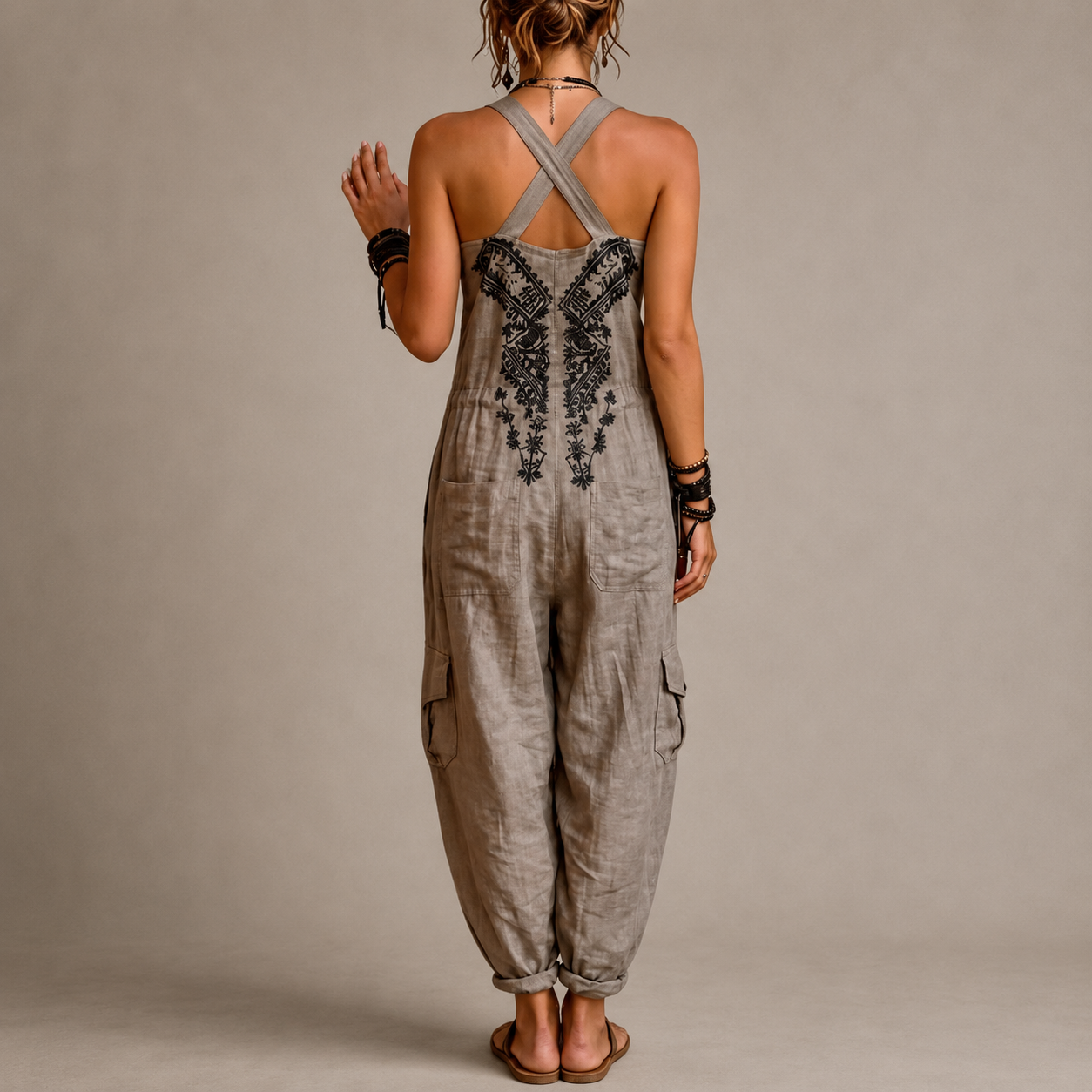 Astrid – Mono bohemio bordado
