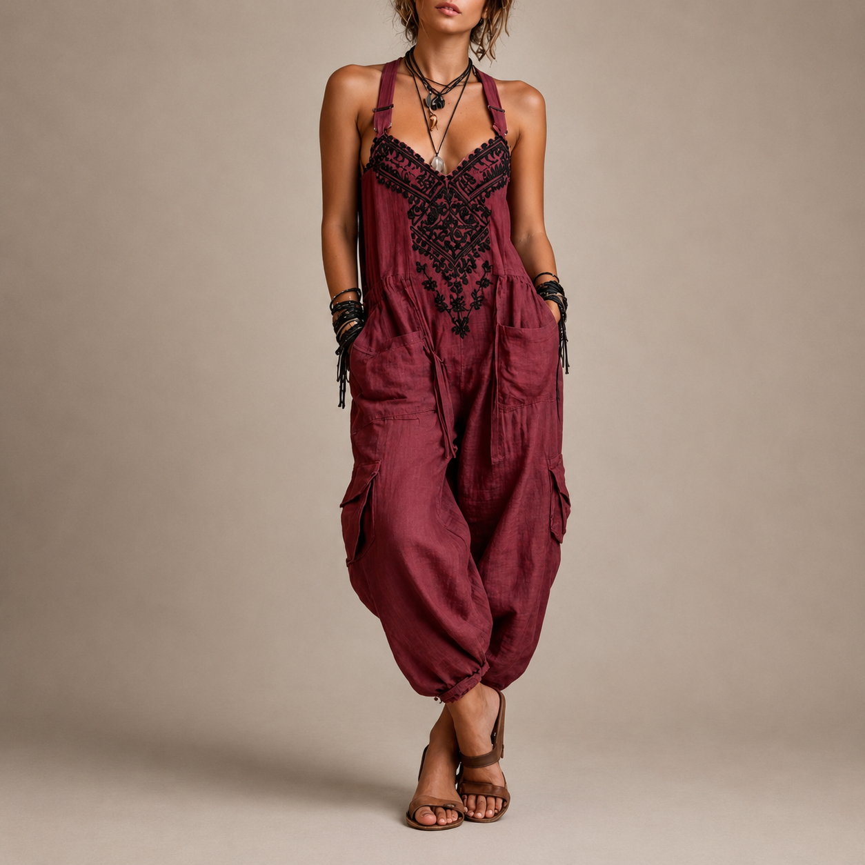 Astrid – Mono bohemio bordado
