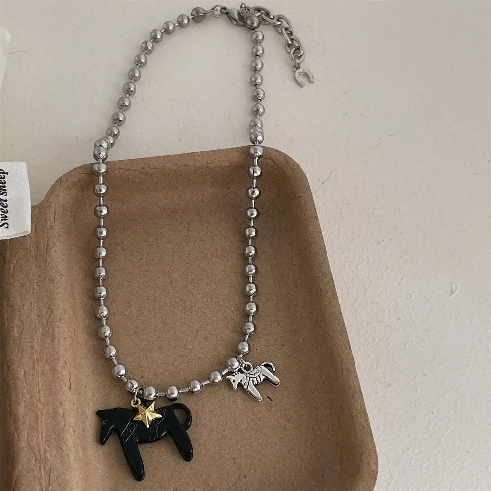 Aitana | Collar con Caballo Esmaltado
