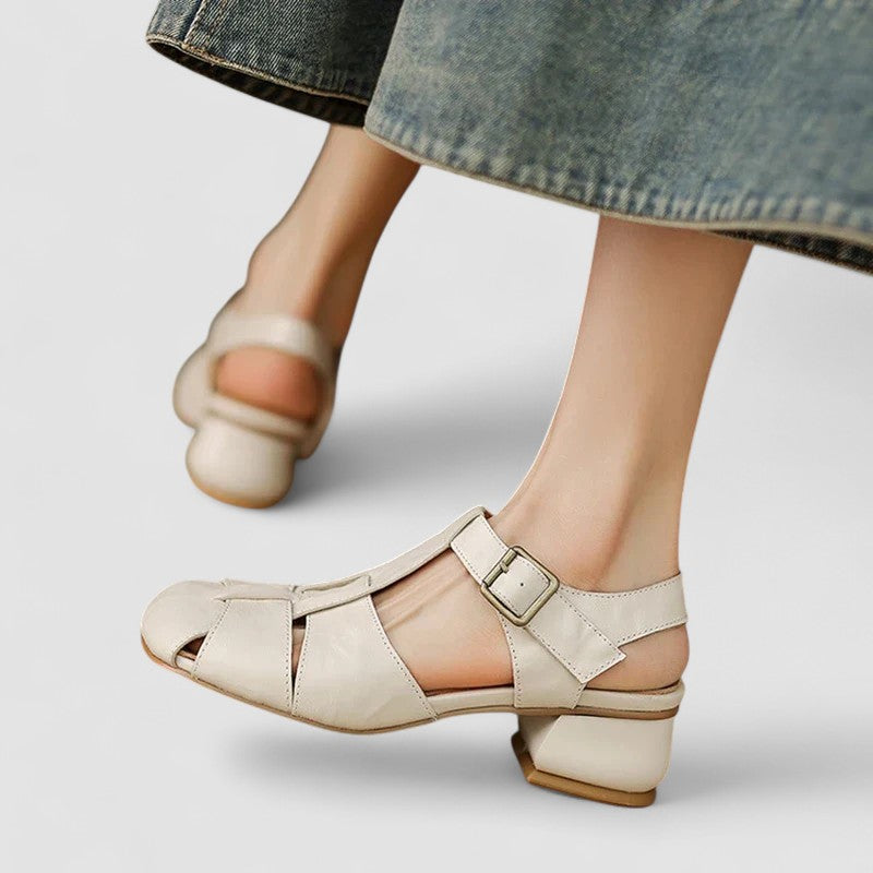SANDRINE | ZAPATOS MERCEDITAS CALADOS CON TACÓN
