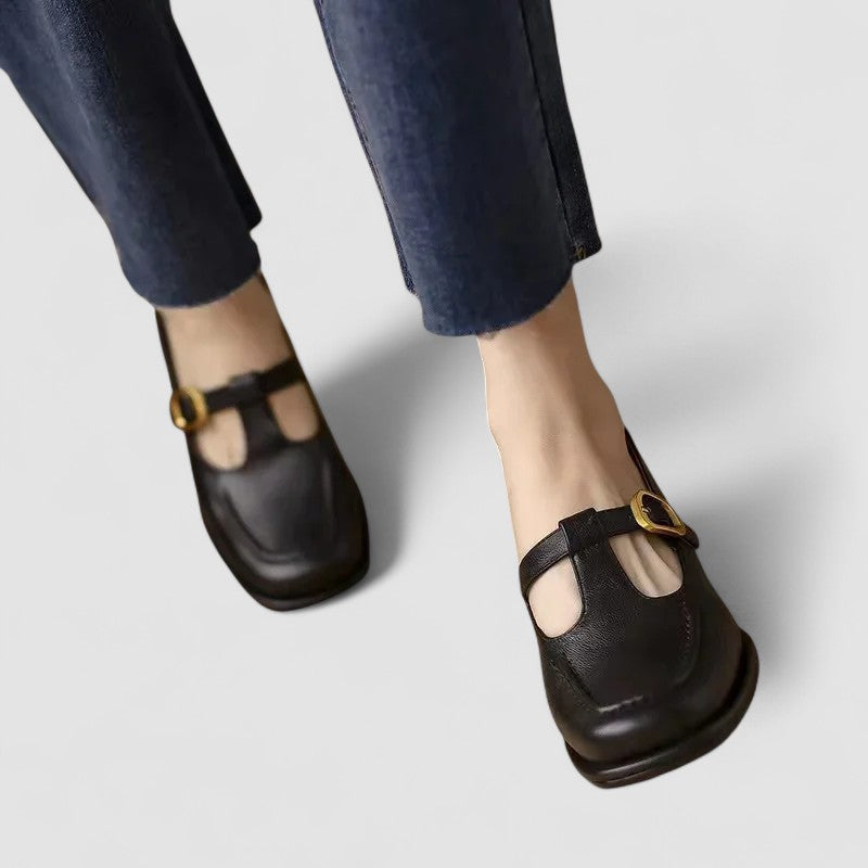 FLORENCE | ZAPATOS CON CORREA EN T Y PUNTA CUADRADA