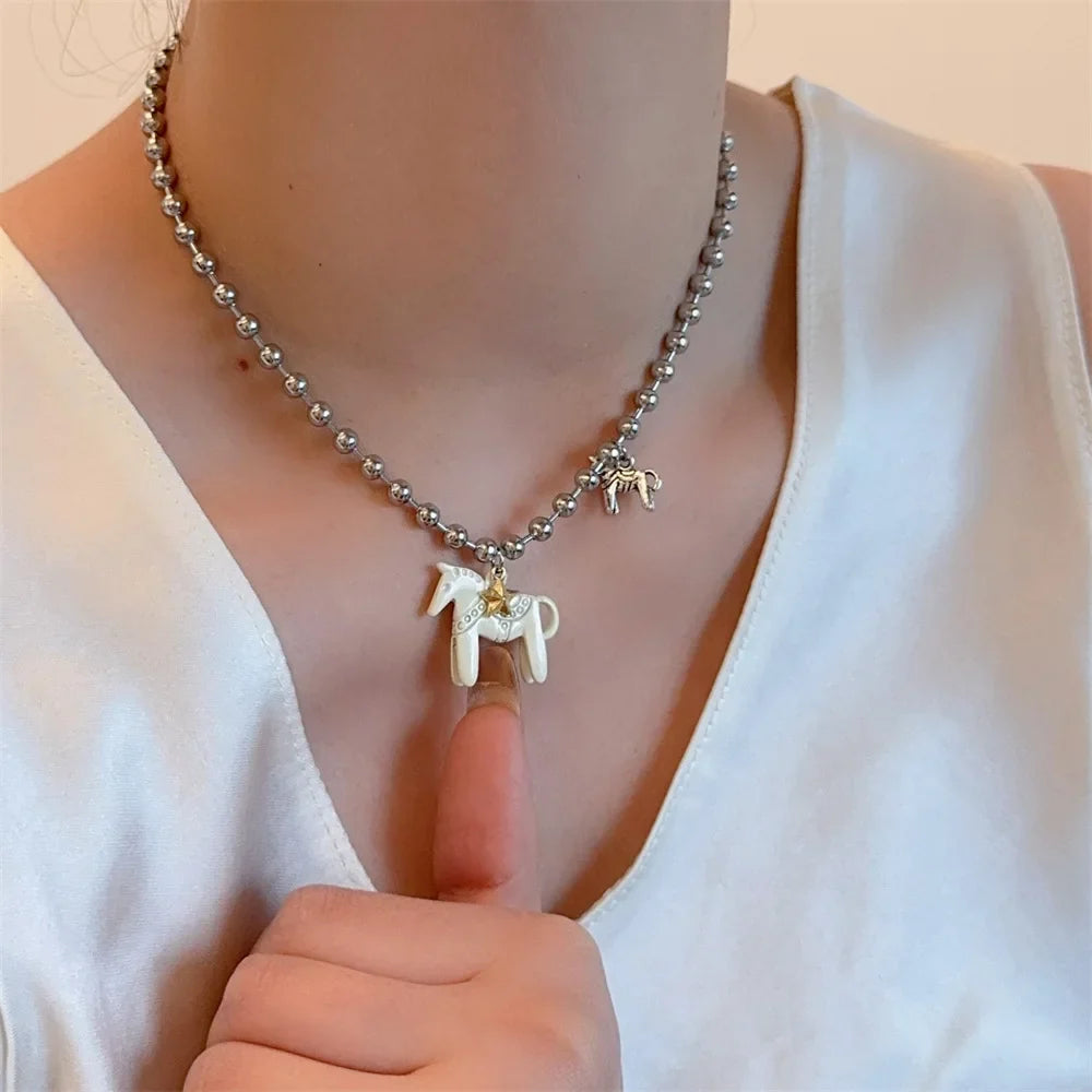 Aitana | Collar con Caballo Esmaltado