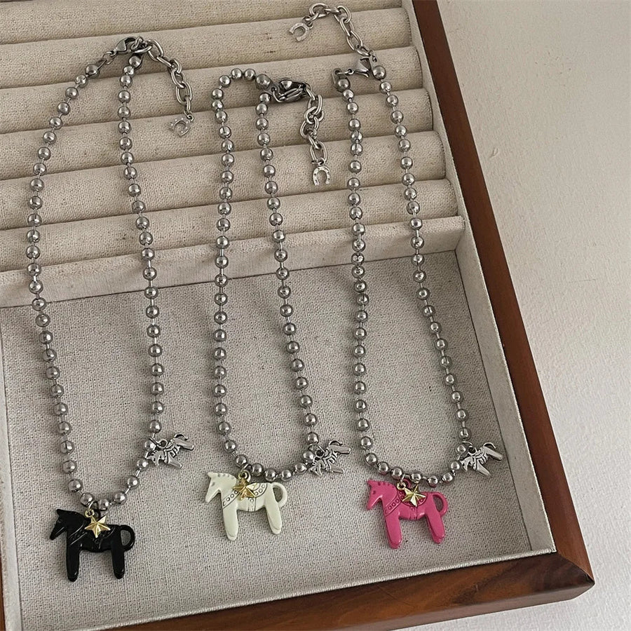 Aitana | Collar con Caballo Esmaltado