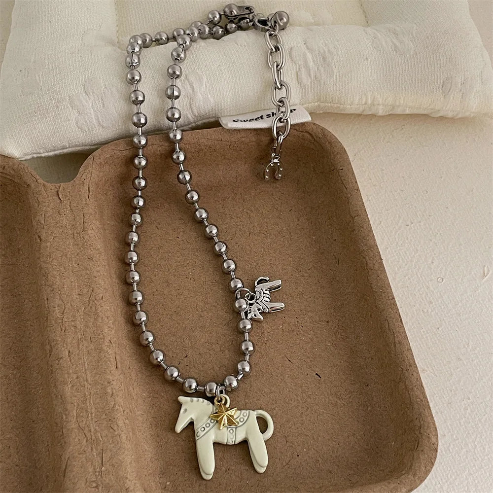 Aitana | Collar con Caballo Esmaltado