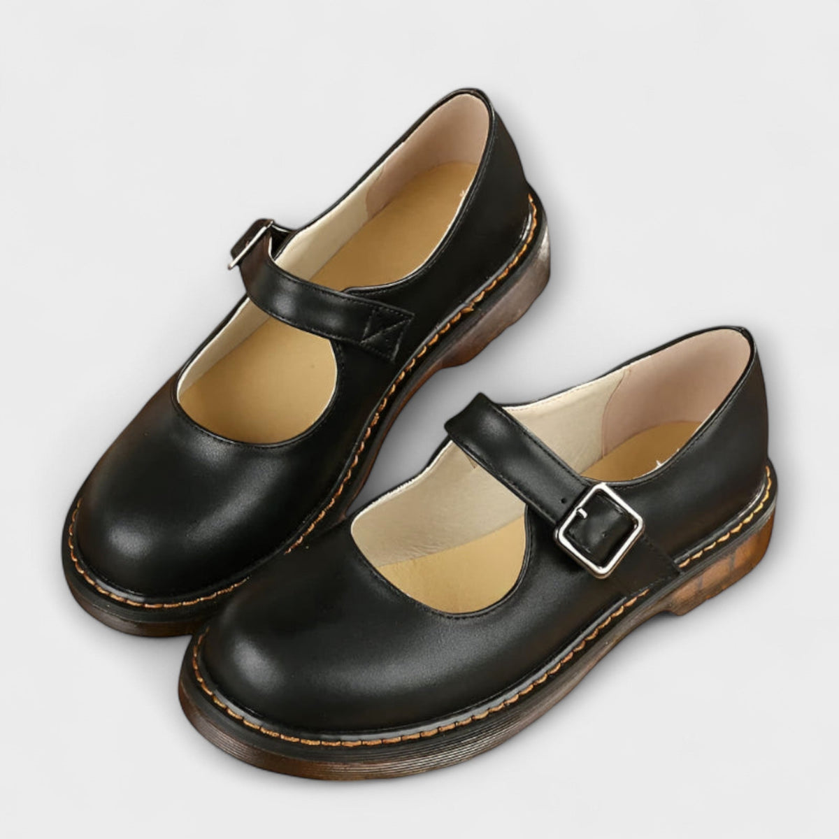 CLAIRE | ZAPATOS MERCEDITAS CON PESPUNTES Y HEBILLA
