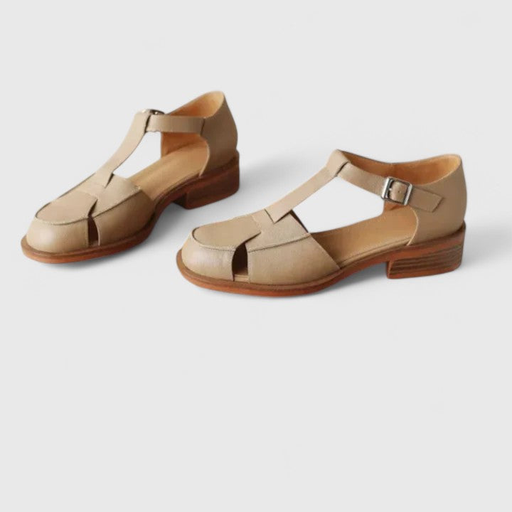 MANON | SANDALIAS CERRADAS CON CORREA