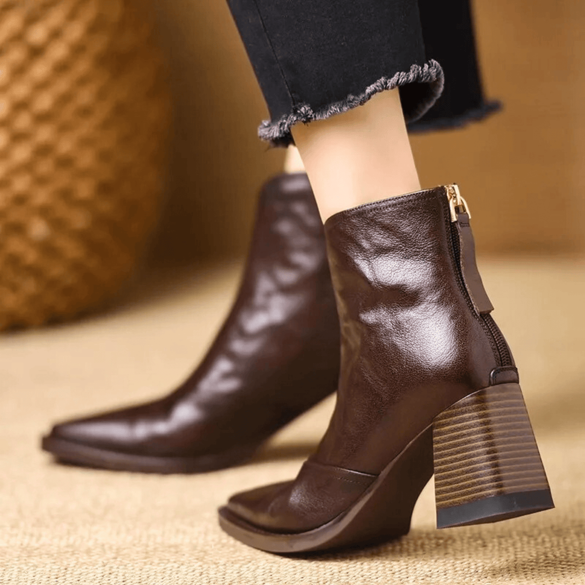 Norina | Botines de piel con tacón medio