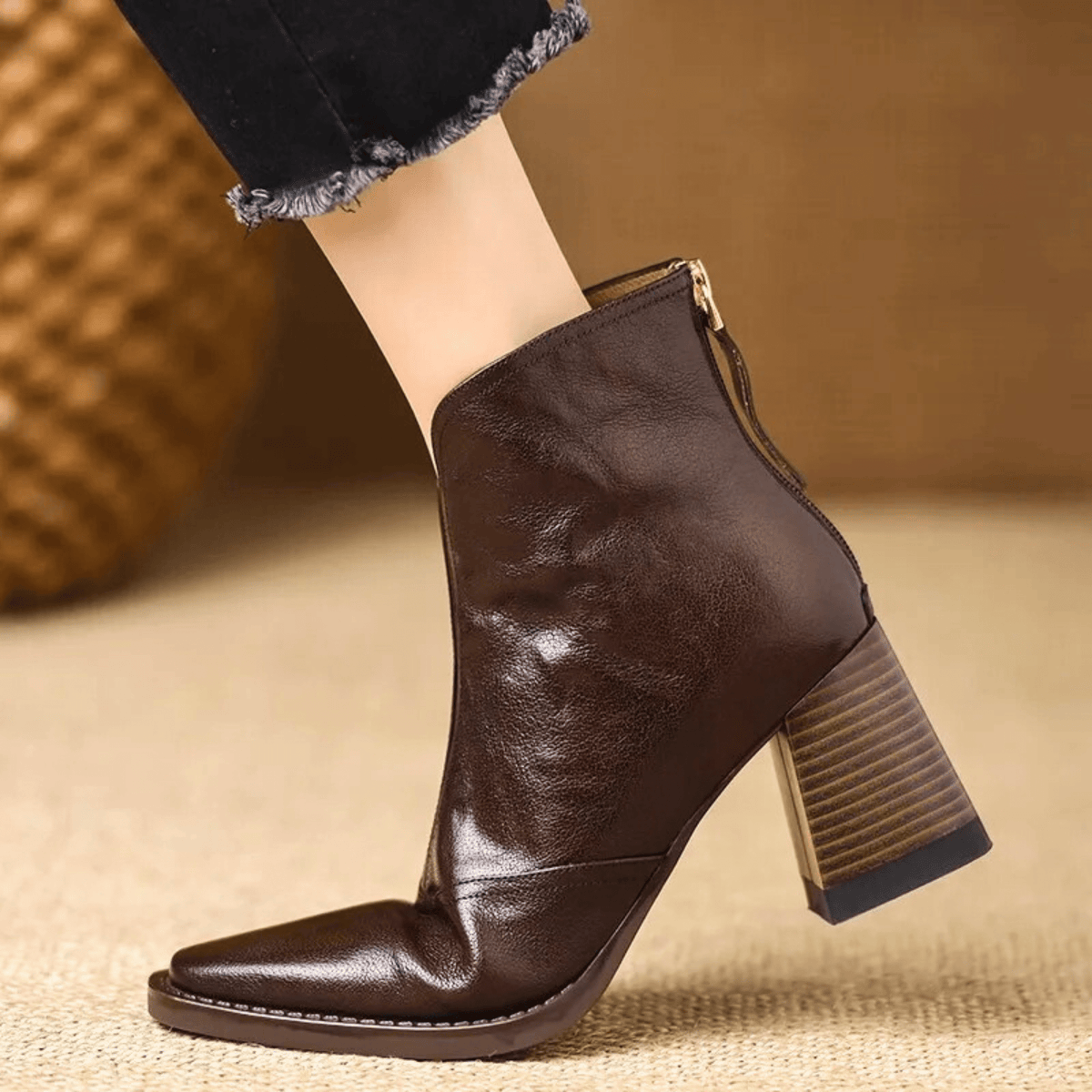 Norina | Botines de piel con tacón medio